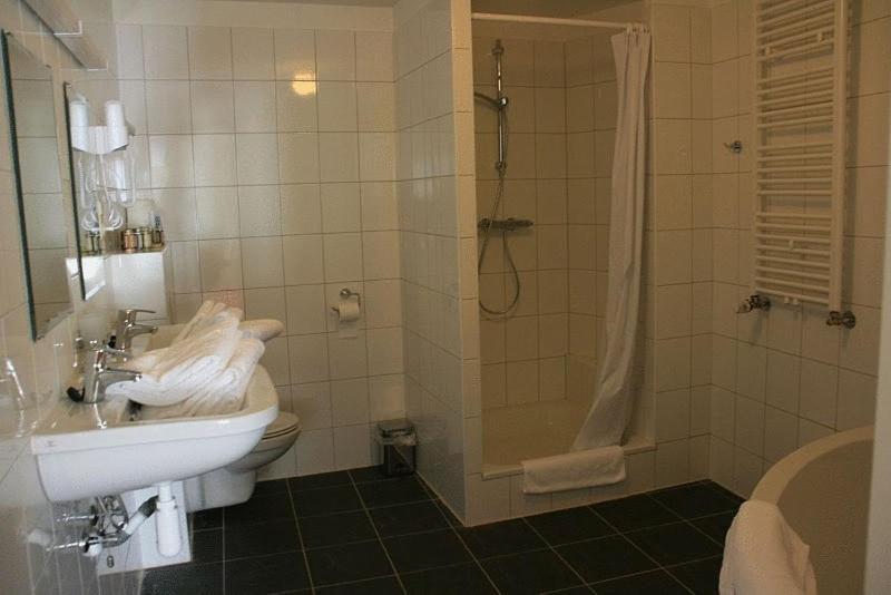 De Vier Heemskinderen IJzendijke Phòng bức ảnh
